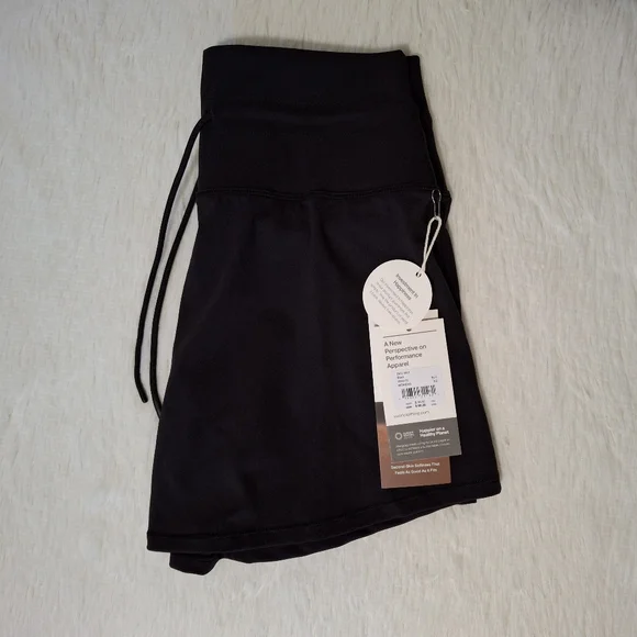 Vuori Daily Skirt - Picture 4 of 7